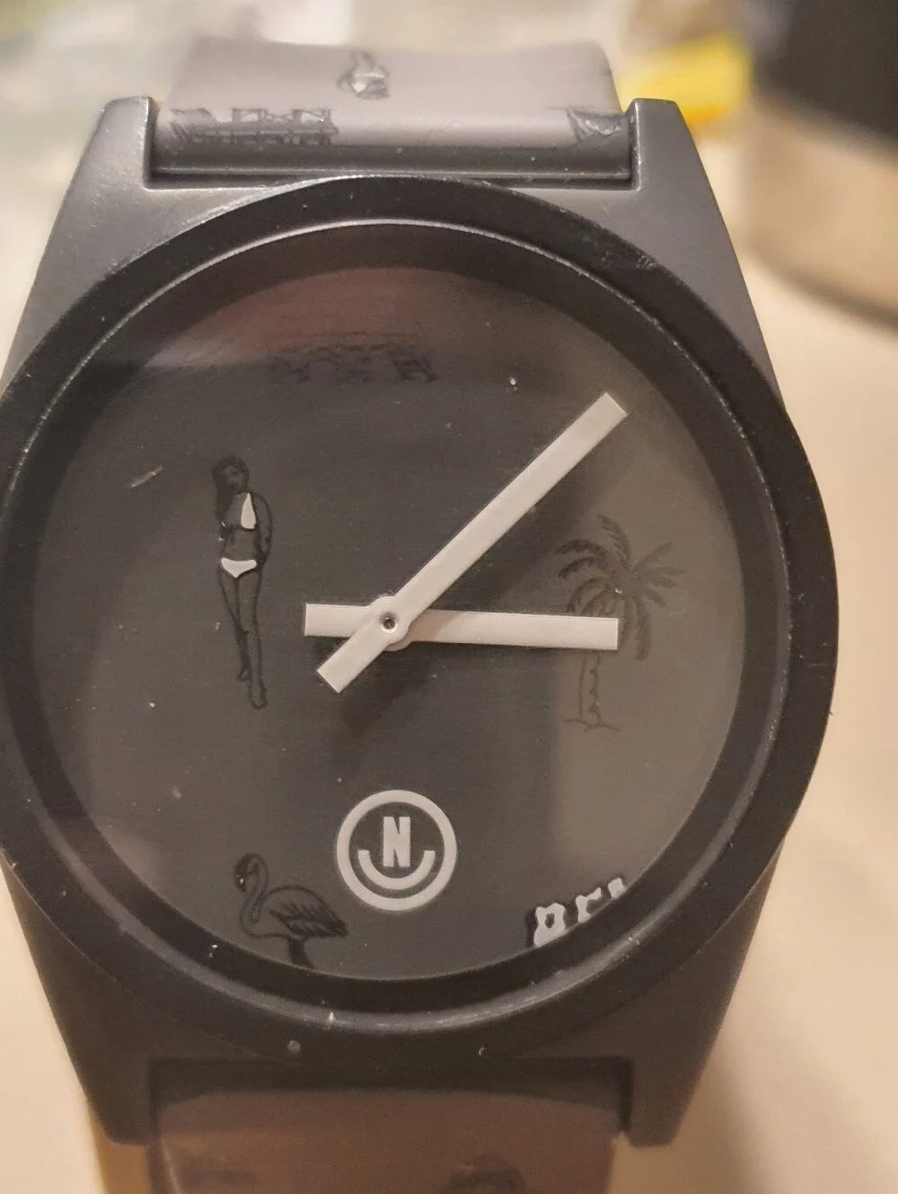 10/$20 Neff Daily Gray/Black Silicone Beach Theme Men's Watch